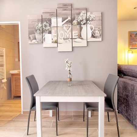 Апартаменти Chez Emilie Et John Сент-Етьєн Екстер'єр фото